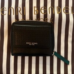 Henri Bendel Wallet